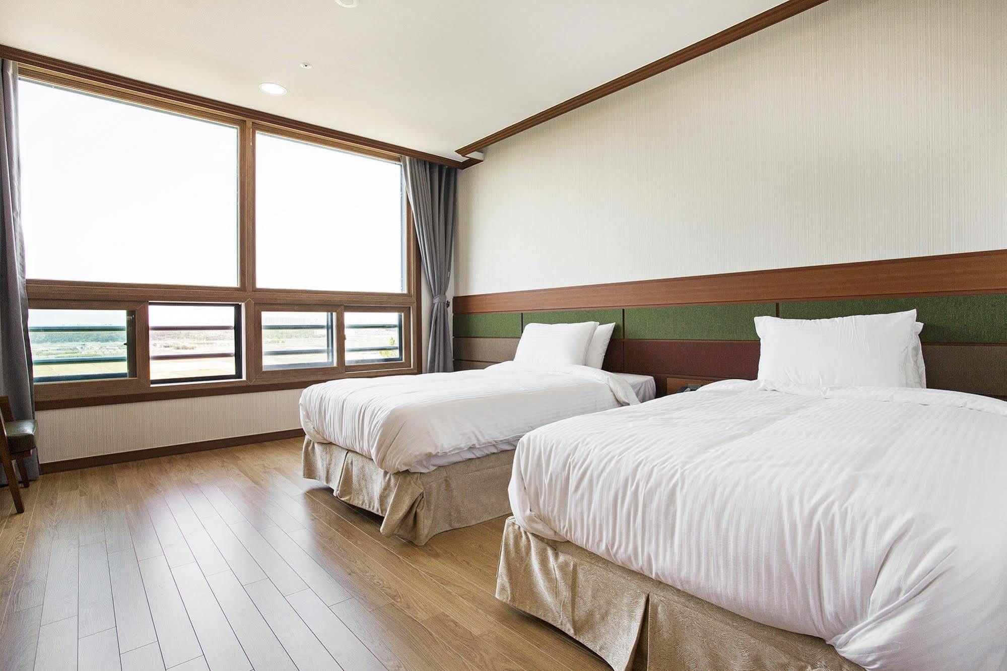 Sacheon Grand Tourist Hotel Exterior photo